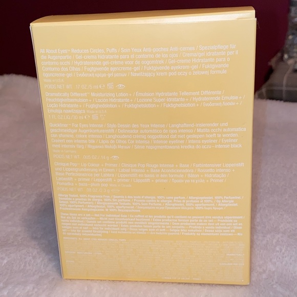 Clinique fan favorites (sample sizes) - Picture 4 of 16